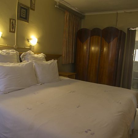 Zizwe Guesthouse Σοβέτο Εξωτερικό φωτογραφία